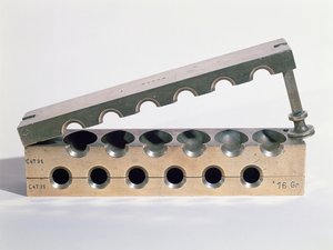 Cajas de píldoras, hechas por S und R